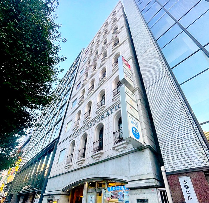 TRN新宿プラザ